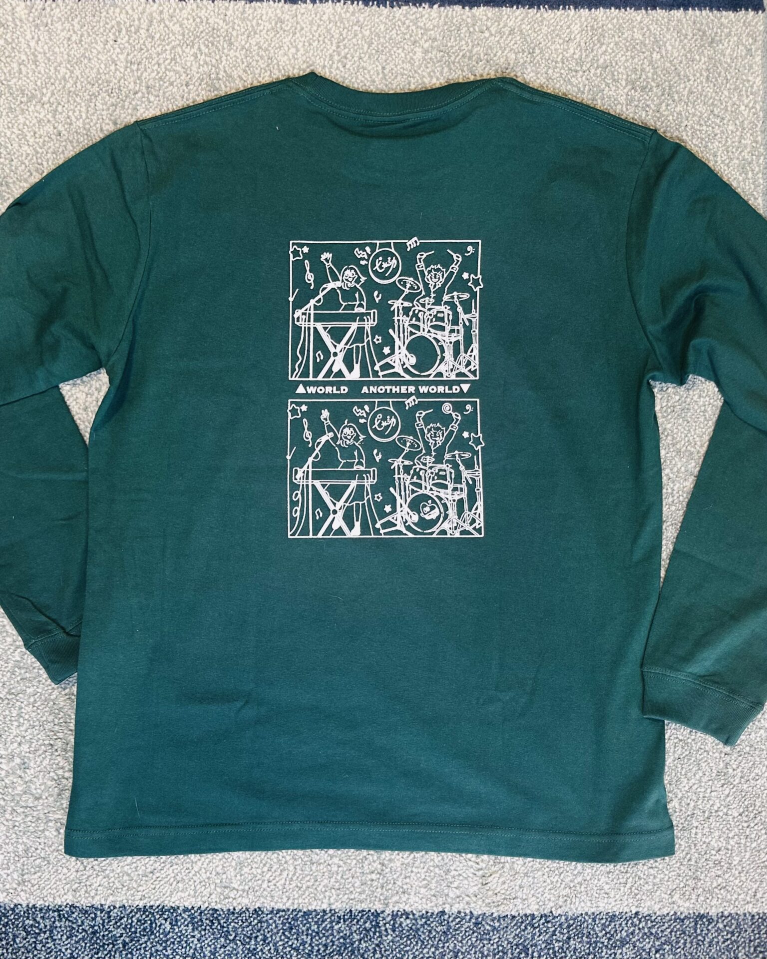 間違い探しロンT(アイビーグリーン×ホワイト)