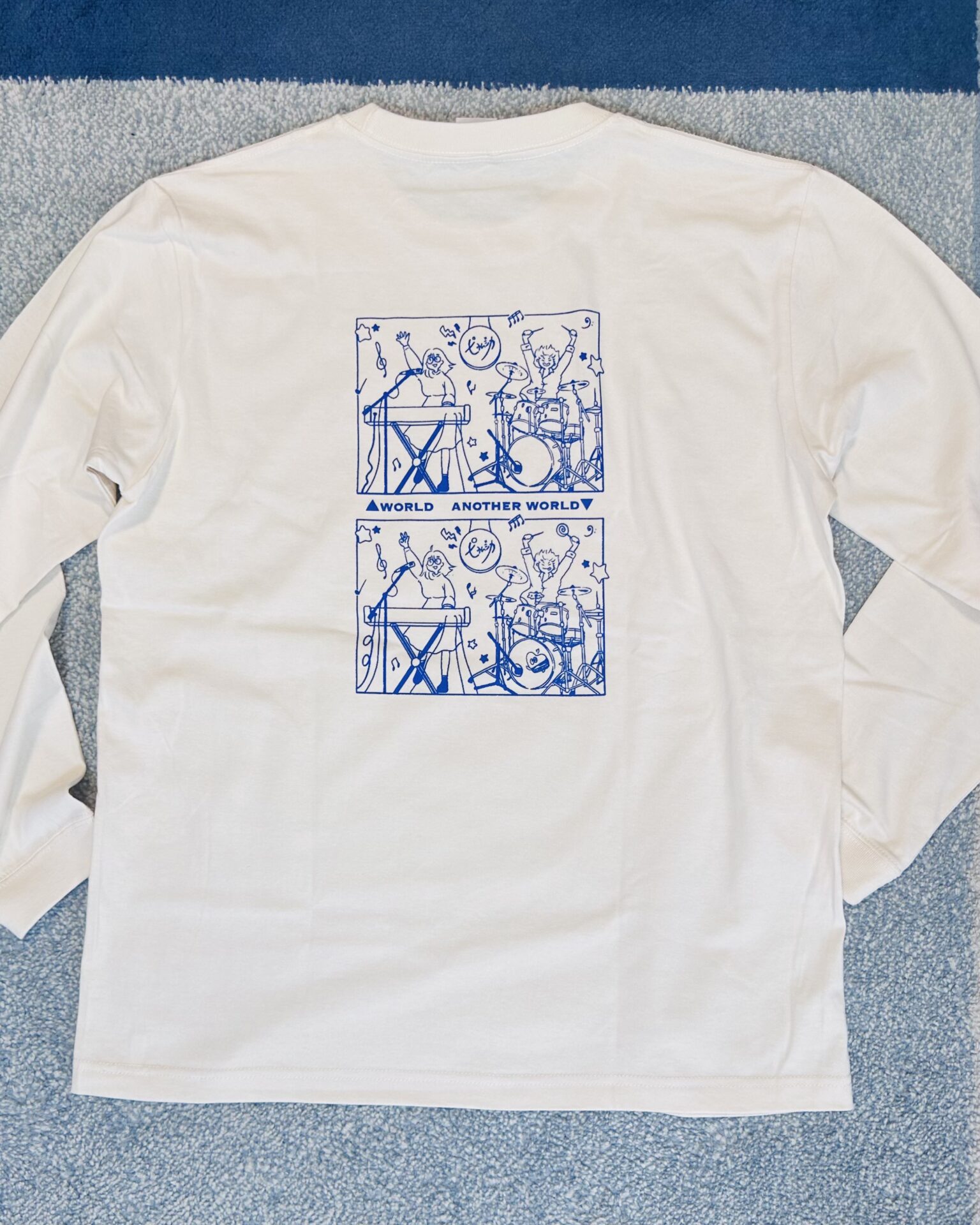 間違い探しロンT(ナチュラル×ホワイト)